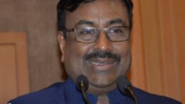 'गंगेत स्नान केल्यानं त्वाचारोग होतो', मुनगंटीवार यांनी दिलं स्पष्टीकरण