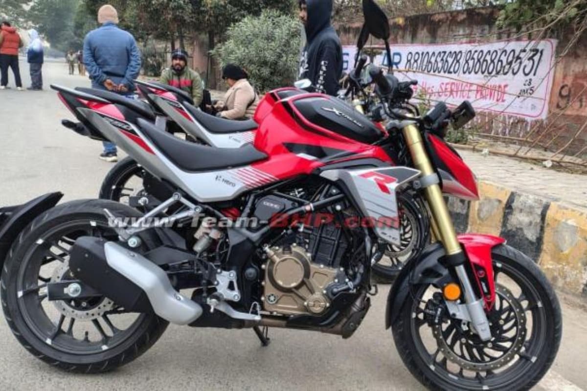 motorcycle hero xtreme 300