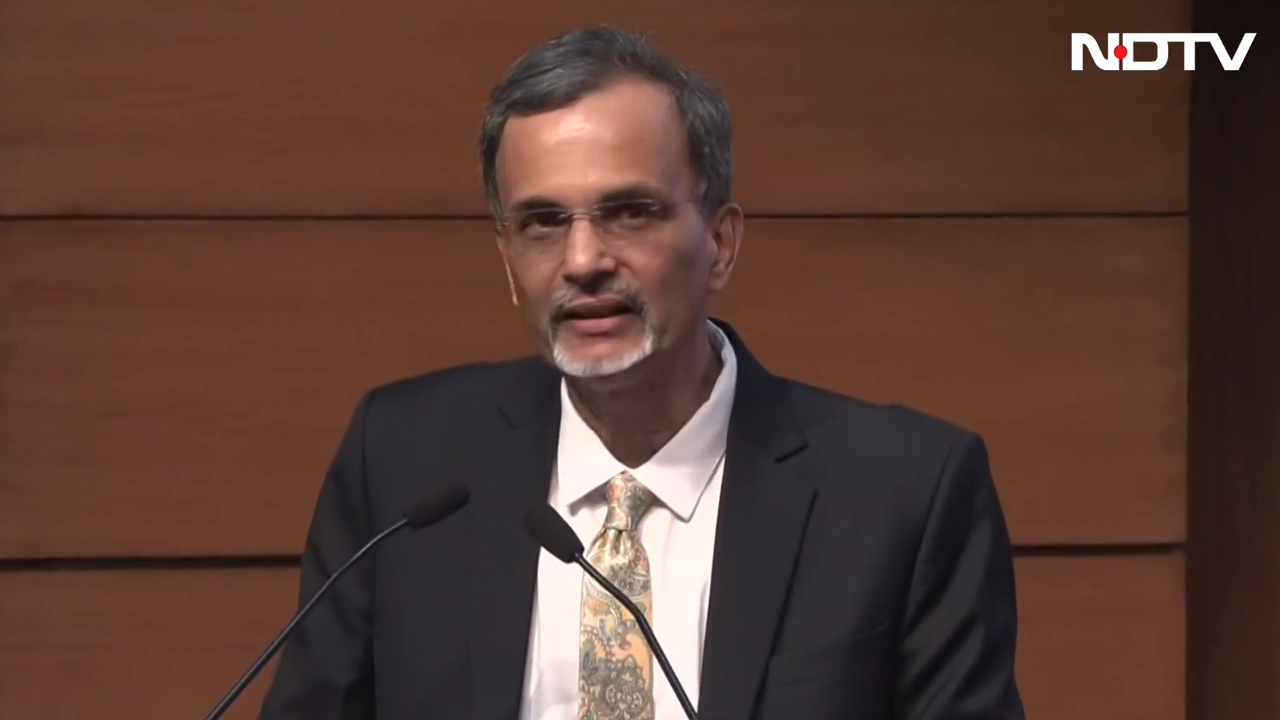 GDP Growth At 6.3-6.8%, Inflation To Stay Under Control: Economic Survey