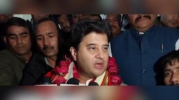 Gwalior News: प्रणब मुखर्जी के स्मारक निर्माण पर सिंधिया ने गांधी परिवार पर किया कटाक्ष, कहा- देश के रत्न केवल एक फैमली में नहीं...