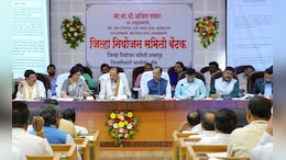 BEED DPDC MEETING: अजित पवारांच्या समोरच राडा! धस, मुंडे सर्वांसमोर भिडले, बीड DPDC बैठक गाजली