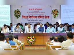 BEED DPDC MEETING: अजित पवारांच्या समोरच राडा! धस, मुंडे सर्वांसमोर भिडले, बीड DPDC बैठक गाजली