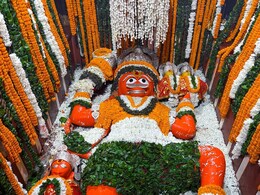 Mahakumbh 2025: लगा रहे हैं महाकुंभ में डुबकी, तो प्रयागराज के इन प्रमुख मंदिरों के भी कर आइए दर्शन 