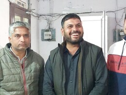 ACB Action: 70 हजार की रिश्वत लेते पकड़े जाने के बाद ठहाके लगाते दिखा सरपंच, VDO के छूटे पसीने... ACB Action: 70 हजार की रिश्वत लेते पकड़े जाने के बाद ठहाके लगाते दिखा सरपंच, VDO के छूटे पसीने...