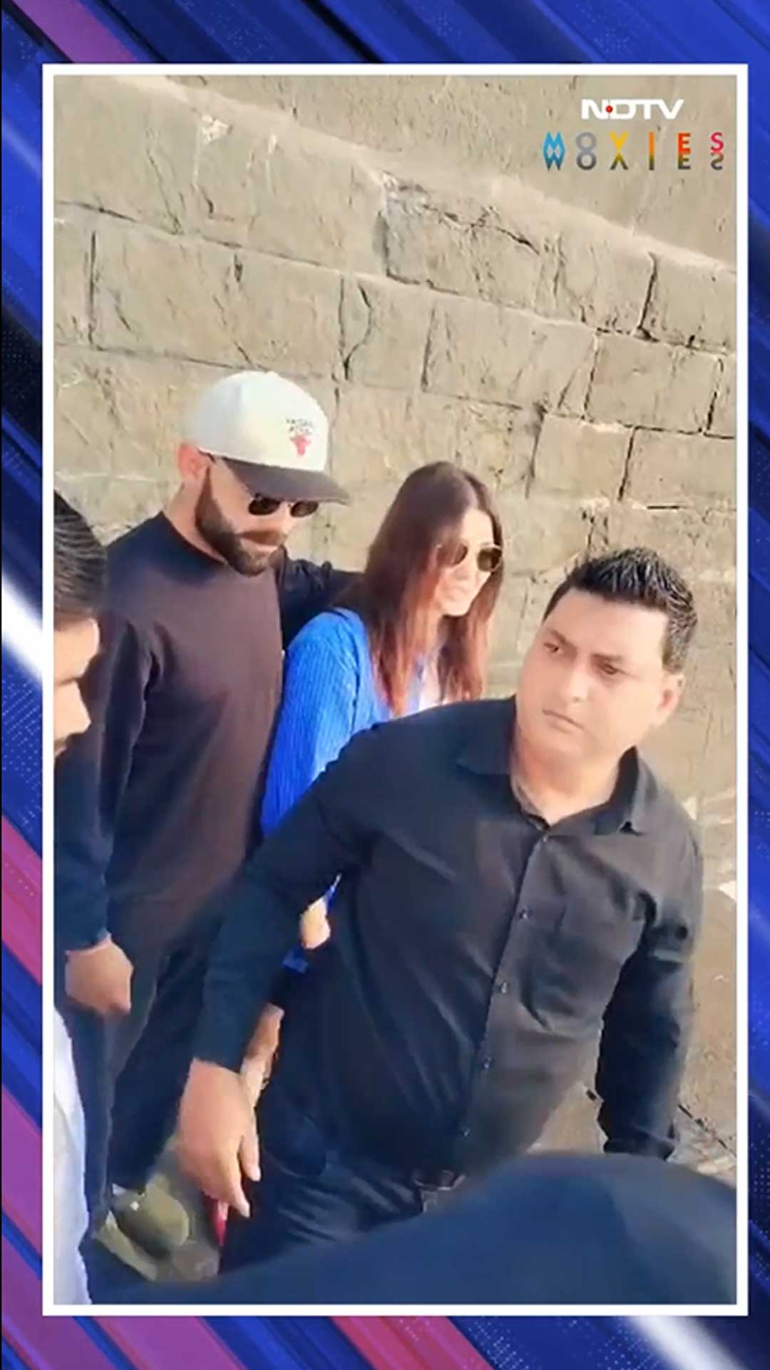 Virat Kohli And Anushka Sharma Spotted At Gateway Of India On A Date