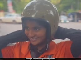 स्विगी डिलीवरी गर्ल ने बताया क्या है नौकरी का सबसे बुरा हिस्सा, Video ने सोशल मीडिया पर मचाई खलबली, आए ऐसे-ऐसे कमेंट्स