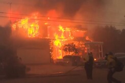 Walls Of Flames In Los Angeles: Most Destructive Fire To Hit US Walls Of Flames In Los Angeles: Most Destructive Fire To Hit US