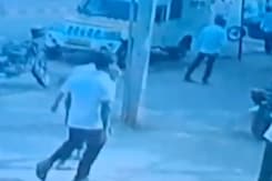 Robbers Loot Rs 93 Lakh In Karnataka, Shoot ATM Cash Vehicle Guard Robbers Loot Rs 93 Lakh In Karnataka, Shoot ATM Cash Vehicle Guard