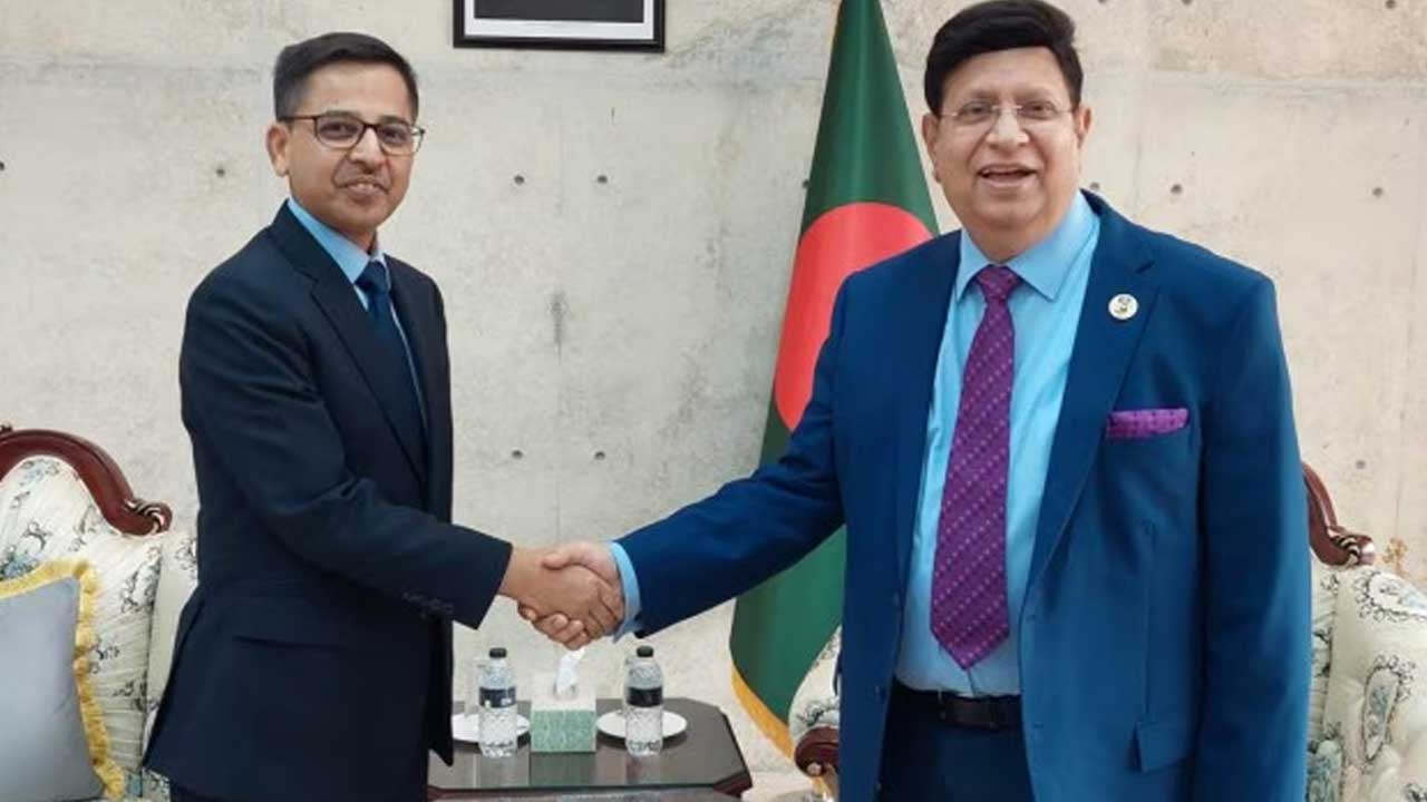 Bangladesh Summons Indian Envoy Over Border Tensions