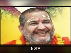 आदिवासियों को करोड़ों की संपत्ति दान कर साधु बना राजस्थान का यह शख्स, महाकुंभ में मिला महामंडलेश्वर का पद  