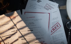 US Official Accused Of Removing Classified Documents, Meeting Chinese Officials