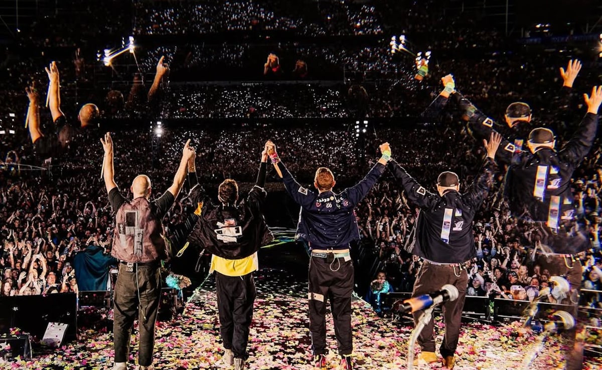 Instagram/@coldplay