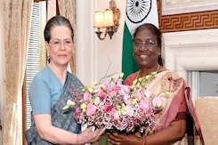 "Poor Thing": Row Over Sonia Gandhi's Remarks On President's Speech "Poor Thing": Row Over Sonia Gandhi's Remarks On President's Speech