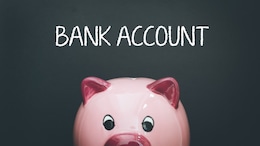 Bank Account : सॅलरी अकाऊंट आणि सेव्हिंग्स अकाऊंटमध्ये नेमका फरक काय?