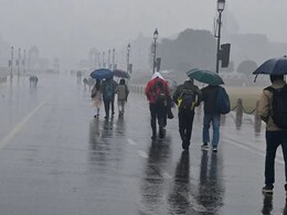 दिल्ली-NCR में बारिश से बदला मौसम; कंपकंपाने वाली ठंड, आज भी बूंदाबांदी का अलर्ट दिल्ली-NCR में बारिश से बदला मौसम; कंपकंपाने वाली ठंड, आज भी बूंदाबांदी का अलर्ट
