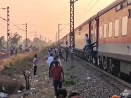 Fire Rumour By Tea-Seller Led To Jalgaon Train Tragedy: NCP's Ajit Pawar Fire Rumour By Tea-Seller Led To Jalgaon Train Tragedy: NCP's Ajit Pawar