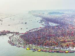 आस्था के महापर्व पर सियासत बेचैन क्यों? अखिलेश यादव के सवालों पर NDTV ने बताई सच्चाई