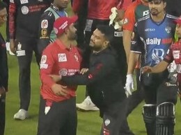 Tamim Iqbal Accuses Alex Hales Of 'Verbally Abusing' 18-Year-Old, Bangladesh Premier League Spat Gets Ugly Tamim Iqbal Accuses Alex Hales Of 'Verbally Abusing' 18-Year-Old, Bangladesh Premier League Spat Gets Ugly