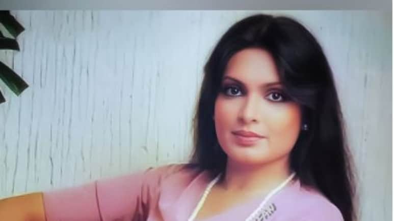 When Parveen Babi Thought FBI Was Tampering With Her Food And Makeup: "They Contaminated It" When Parveen Babi Thought FBI Was Tampering With Her Food And Makeup: "They Contaminated It"