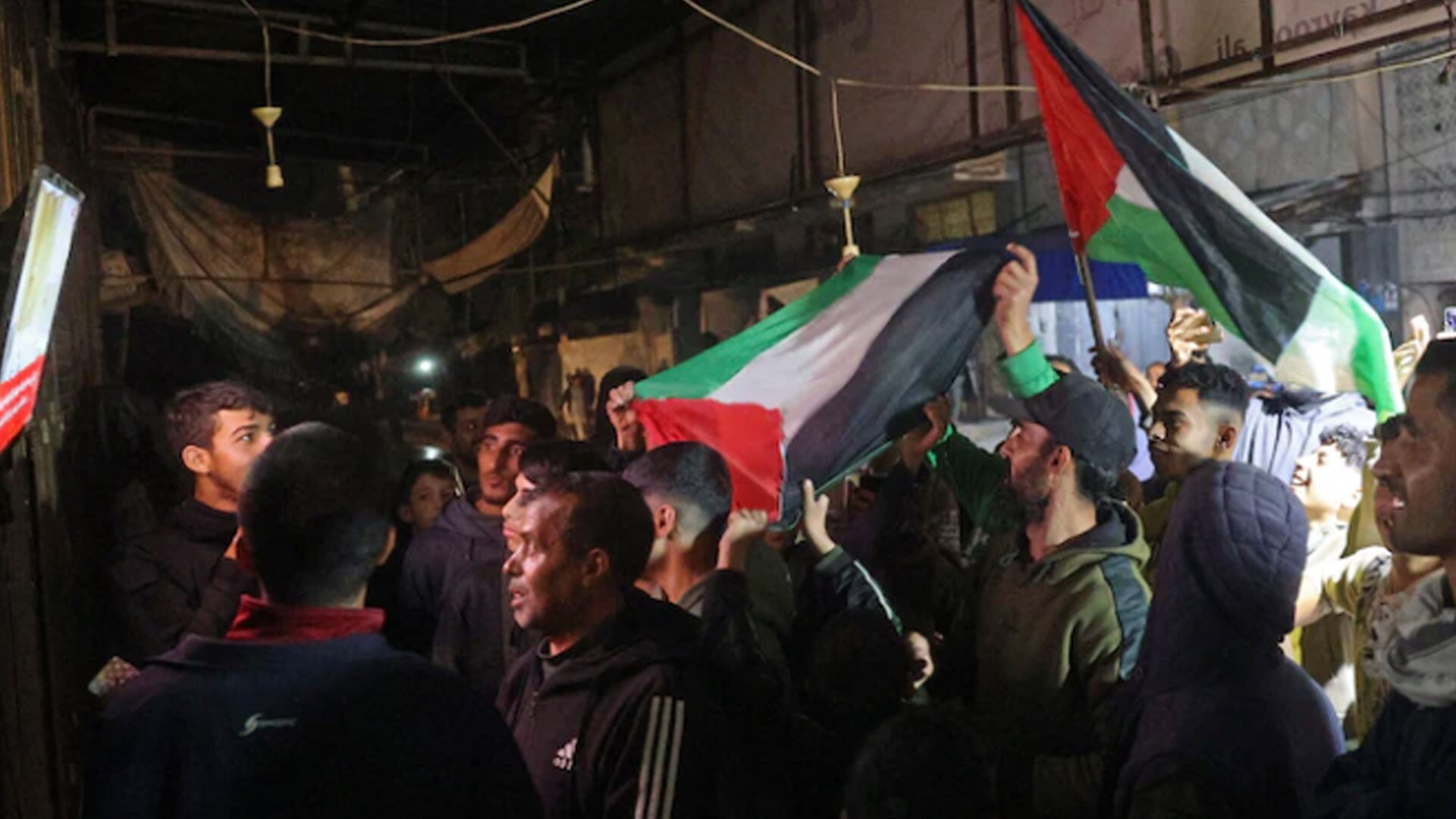 Israel-Hamas Reach Gaza Ceasefire, Hostage Deal | Ukraine Peace Deal Months Away