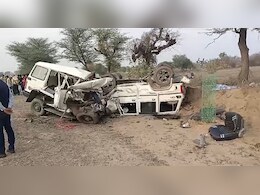 झुंझुनूं में भीषण सड़क हादसा, आमने-सामने टकराई बोलेरो; 3 लोगों की मौत 4 घायल