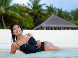 Shriya Saran Turns To A Beach Day Classic For Her Maldives Vacation In A Chic Black Swimsuit Shriya Saran Turns To A Beach Day Classic For Her Maldives Vacation In A Chic Black Swimsuit