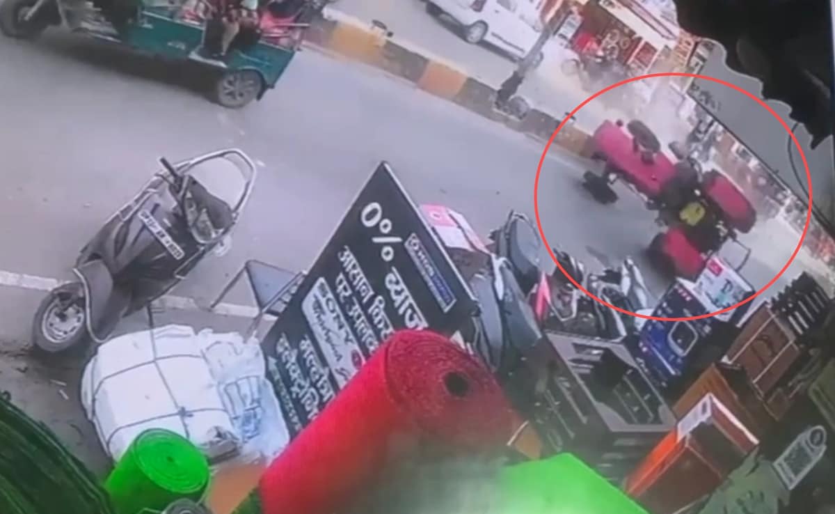 Tractor Flips As Tyre Bursts In Uttar Pradesh’s Muzaffarnagar, Driver Critical
