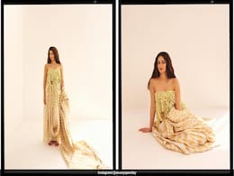 Ananya Panday's <i>Gajra</i> Blouse Takes Her Spring-Core <i>Saree</i> To New Heights Ananya Panday's <i>Gajra</i> Blouse Takes Her Spring-Core <i>Saree</i> To New Heights
