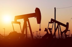 Oil Prices Hits Four-Month High | Global Air Finance Summit To Take Stock Of Jet Shortages Oil Prices Hits Four-Month High | Global Air Finance Summit To Take Stock Of Jet Shortages