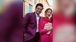 When Vidhu Vinod Chopra Bit Manoj Bajpayee's Wife Shabana Raza's Hand