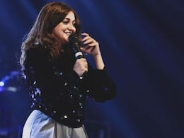 सिंगर मोनाली ठाकुर को लाइव शो के दौरान सांस लेने में दिक्कत, अस्पताल में हुईं एडमिट, सामने आया वीडियो सिंगर मोनाली ठाकुर को लाइव शो के दौरान सांस लेने में दिक्कत, अस्पताल में हुईं एडमिट, सामने आया वीडियो