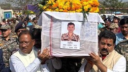 Exclusive: पहले नक्सली थे IED ब्लास्ट में शहीद हुए 8 में से 5 जवान, सरेंडर के बाद नक्सलियों के खिलाफ थामा था हथियार