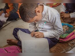 MCB जिले के स्कूलों में भारी असमानता, कहीं जरूरत से ज्यादा शिक्षक... तो कहीं बेहद कम