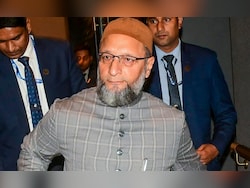 &quot;Buffoon-In-Chief In White House&quot;: A Owaisi Targets Trump Over India Tariff