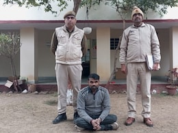 फ़र्ज़ी IPS ऑफिसर बन कर कलेक्टर से सम्मानित हुआ, नौकरी दिलाने के नाम पर महिला से की ठगी; गिरफ्तार  फ़र्ज़ी IPS ऑफिसर बन कर कलेक्टर से सम्मानित हुआ, नौकरी दिलाने के नाम पर महिला से की ठगी; गिरफ्तार