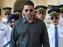 विवेक ओबरॉय को डिनर पर बुलाकर खुद सोने चले गए थे अक्षय कुमार, अब जाकर स्काई फोर्स एक्टर ने बताया सच! विवेक ओबरॉय को डिनर पर बुलाकर खुद सोने चले गए थे अक्षय कुमार, अब जाकर स्काई फोर्स एक्टर ने बताया सच!