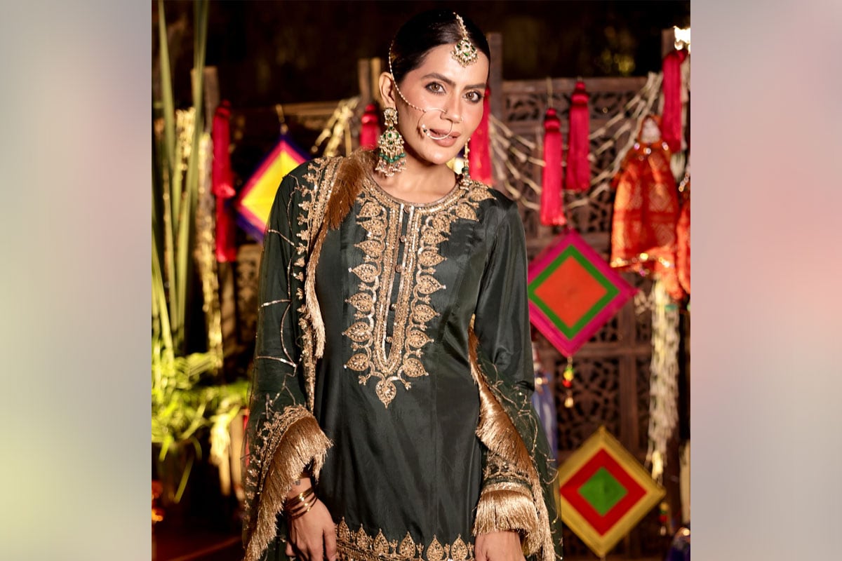 Master the Art of Mascara with Expert Tips from Bhavana Singh Master the Art of Mascara with Expert Tips from Bhavana Singh