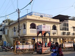 Tonk: अधिकारी महिला स्टाफ को रात में करता था मैसेज, मांगता था फोटो; IAS सौम्या झा ने उठाया सख्त कदम Tonk: अधिकारी महिला स्टाफ को रात में करता था मैसेज, मांगता था फोटो; IAS सौम्या झा ने उठाया सख्त कदम