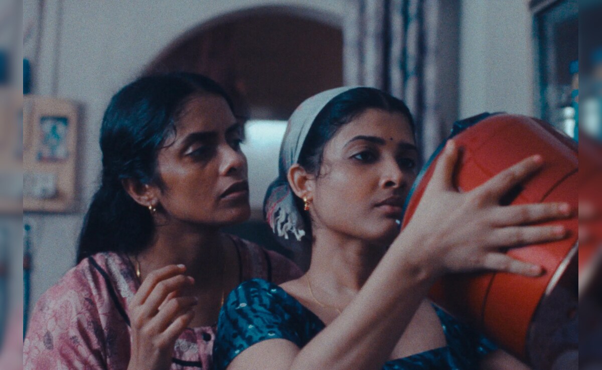 Golden Globes 2025: Payal Kapadia's <i>All We Imagine As Light</i> Loses To <i>Emilia Perez</i>