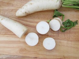 Benefits of Drinking Radish Juice In Winter: सर्दियों में मूली का जूस पीने के हैं 5 बड़े फायदे,  दूर होगी आपकी हर समस्या