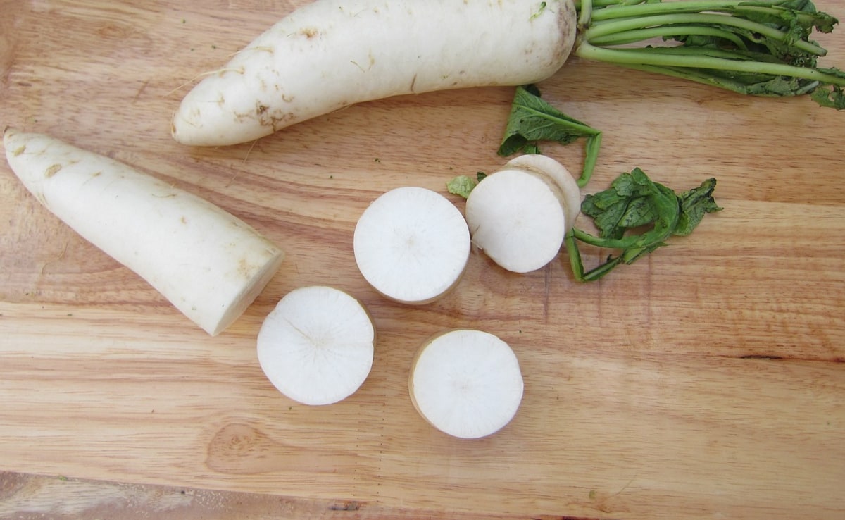 Radish: A Common Vegetable Supporting Liver Health, According to Nutritionist