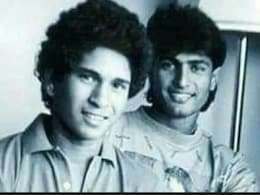 सचिन के साथ दिख रहा यह तेज-तर्रार क्रिकेटर 9 फिल्मों में आ चुका है, बुरी आदतों से खत्म हुआ करियर, पत्नी ने 19 साल बाद दिया तलाक,अब जी रहा है ऐसी जिंदगी  