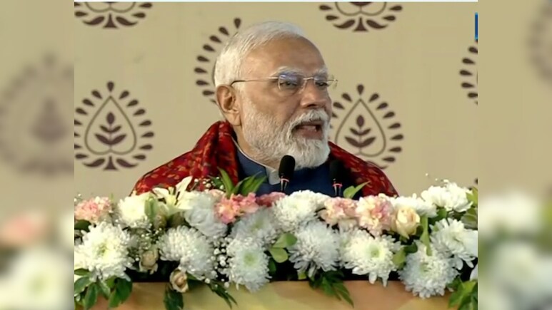 ‘আমিও একটা কাঁচের প্রাসাদ বানাতে পারতাম…’: দিল্লির জনসভা থেকে কেজরিওয়ালের ওপর প্রধানমন্ত্রী মোদীর বড় আক্রমণ ‘আমিও একটা কাঁচের প্রাসাদ বানাতে পারতাম…’: দিল্লির জনসভা থেকে কেজরিওয়ালের ওপর প্রধানমন্ত্রী মোদীর বড় আক্রমণ