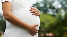 How Much Water Should Pregnant Women Drink? Here's What Expert Says
