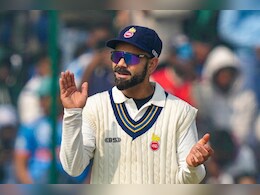 Ranji Trophy Railways vs Delhi Highlights: पहले दिन स्टंप्स का हुआ ऐलान, दिल्ली 41/1, विराट कोहली को नहीं मिला बल्लेबाजी का मौका Ranji Trophy Railways vs Delhi Highlights: पहले दिन स्टंप्स का हुआ ऐलान, दिल्ली 41/1, विराट कोहली को नहीं मिला बल्लेबाजी का मौका