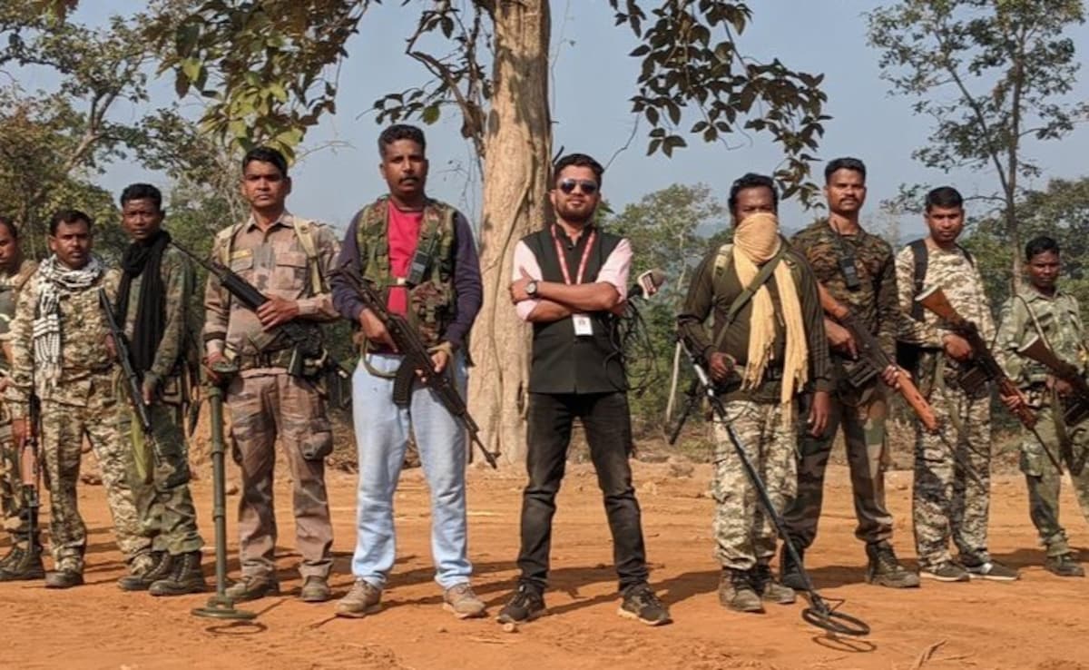 Blogs: Blog | Mukesh Chandrakar: The Voice And Soul Of Bastar