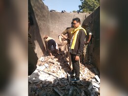 बेरहम पिता ने 18 माह की मासूम और पत्नी को जिंदा जलाया, फिर खुद लगा ली फांसी, छोटी सी बात पर हुई बड़ी वारदात 