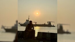 Sunny Deol's BTS Pics From The Sets Of <i>Jaat</i> Gets Fans Excited