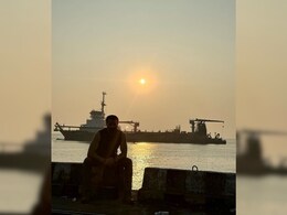 Sunny Deol's BTS Pics From The Sets Of <i>Jaat</i> Gets Fans Excited Sunny Deol's BTS Pics From The Sets Of <i>Jaat</i> Gets Fans Excited