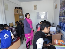 सिस्टम की मार! सलेक्शन को बीते 10 साल, महिला को सरकारी नौकरी के नियुक्ति पत्र का इंतजार सिस्टम की मार! सलेक्शन को बीते 10 साल, महिला को सरकारी नौकरी के नियुक्ति पत्र का इंतजार